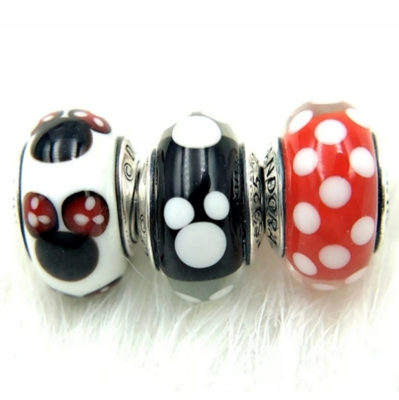 Pandora Jewelry - Pandora Mickey and Minnie murano glass beads set.